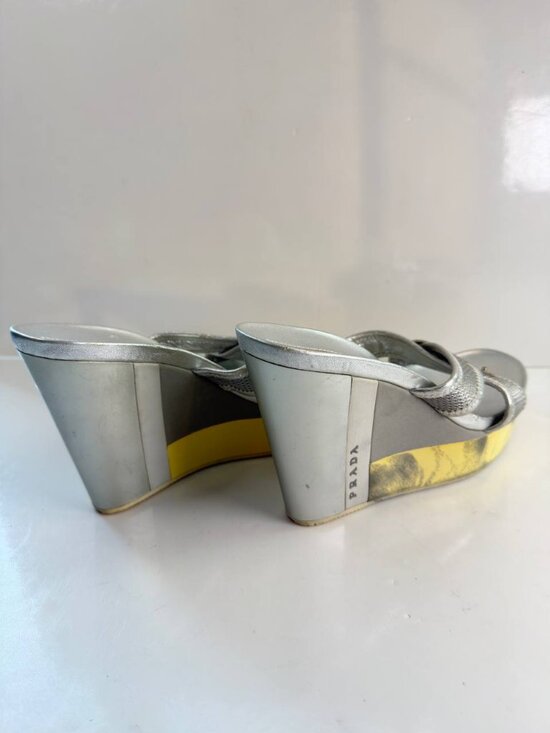 Prada Metallic Wedge Sandals – Women’s Size EU 36 / US 6 - Picture 10 of 16